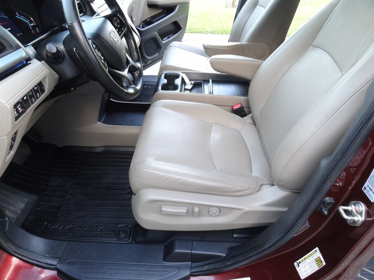 2018 Honda Odyssey Elite  Premium - Photo 35 - Deland, FL 32720