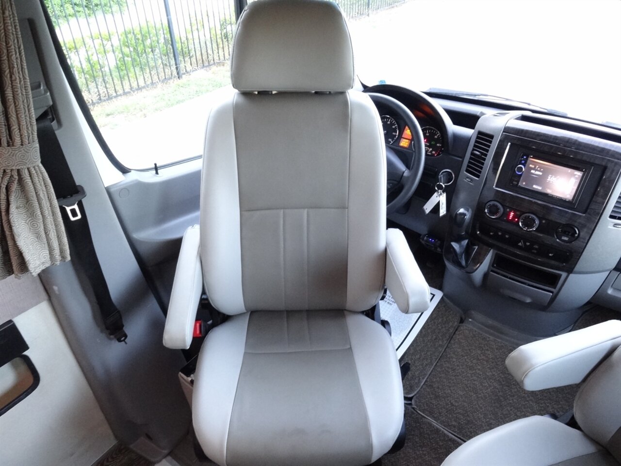 2014 Roadtrek RS ETREK - Photo 88 - Deland, FL 32720