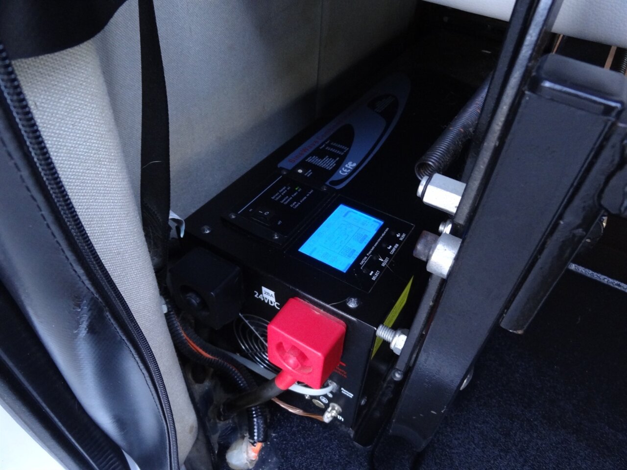 2014 Roadtrek RS ETREK - Photo 36 - Deland, FL 32720