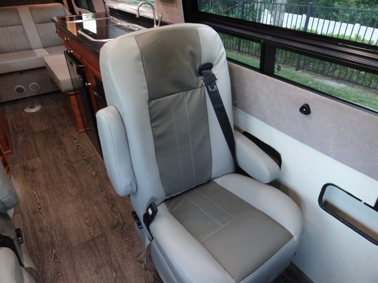 2014 Roadtrek RS ETREK - Photo 56 - Deland, FL 32720