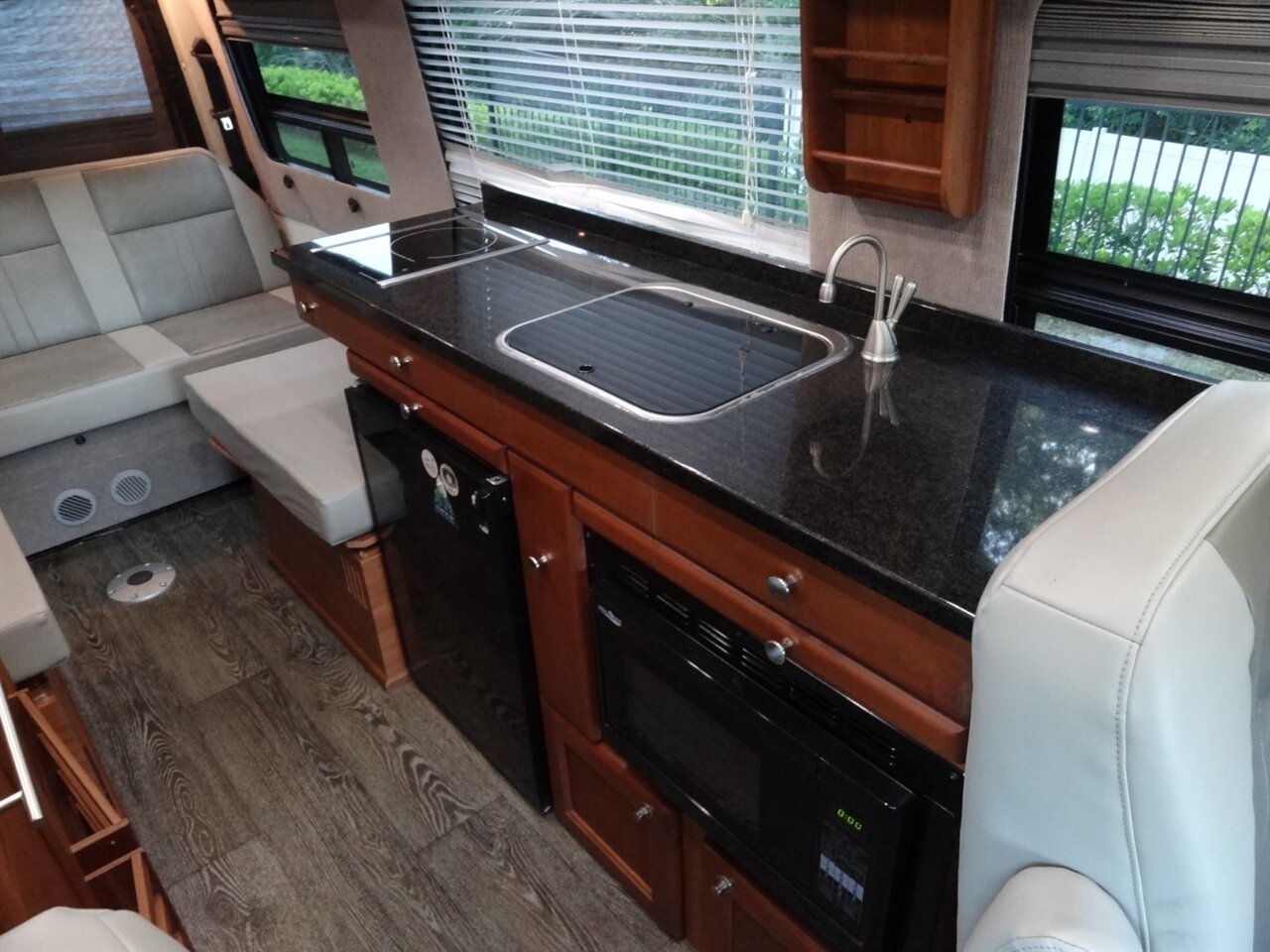 2014 Roadtrek RS ETREK - Photo 57 - Deland, FL 32720