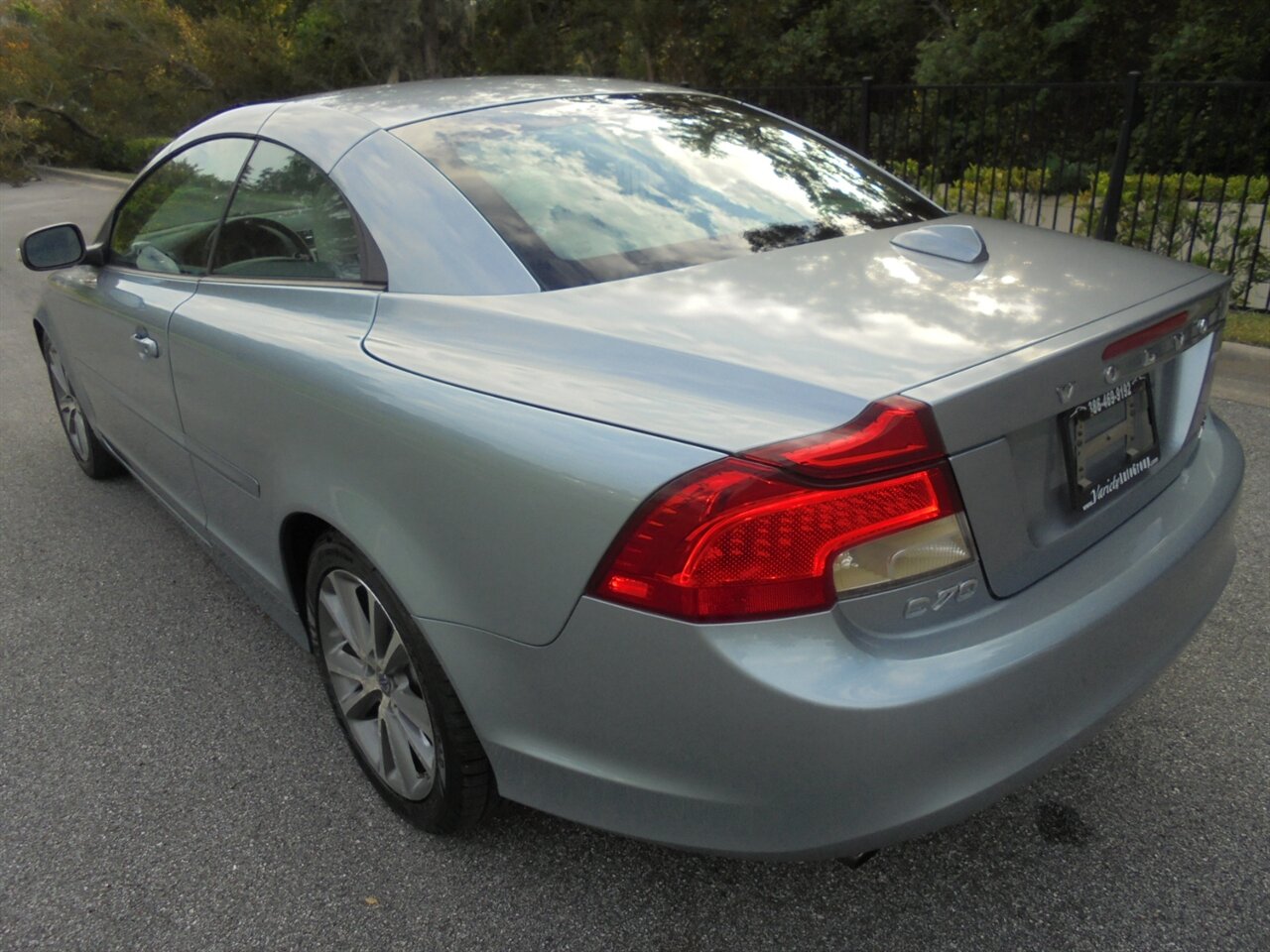 2012 Volvo C70 T5  Premium - Photo 6 - Deland, FL 32720