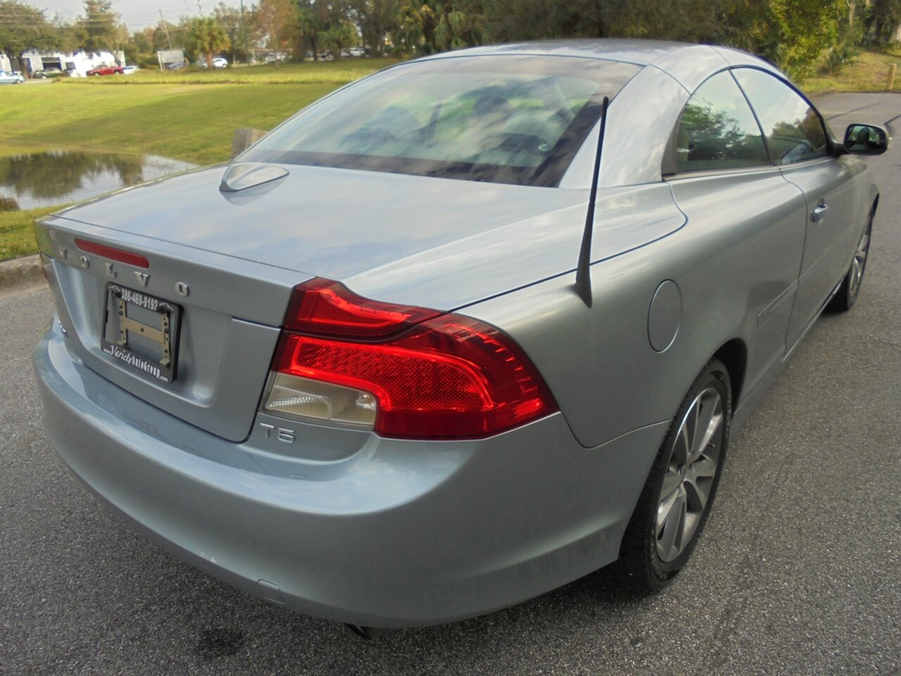 2012 Volvo C70 T5  Premium - Photo 8 - Deland, FL 32720