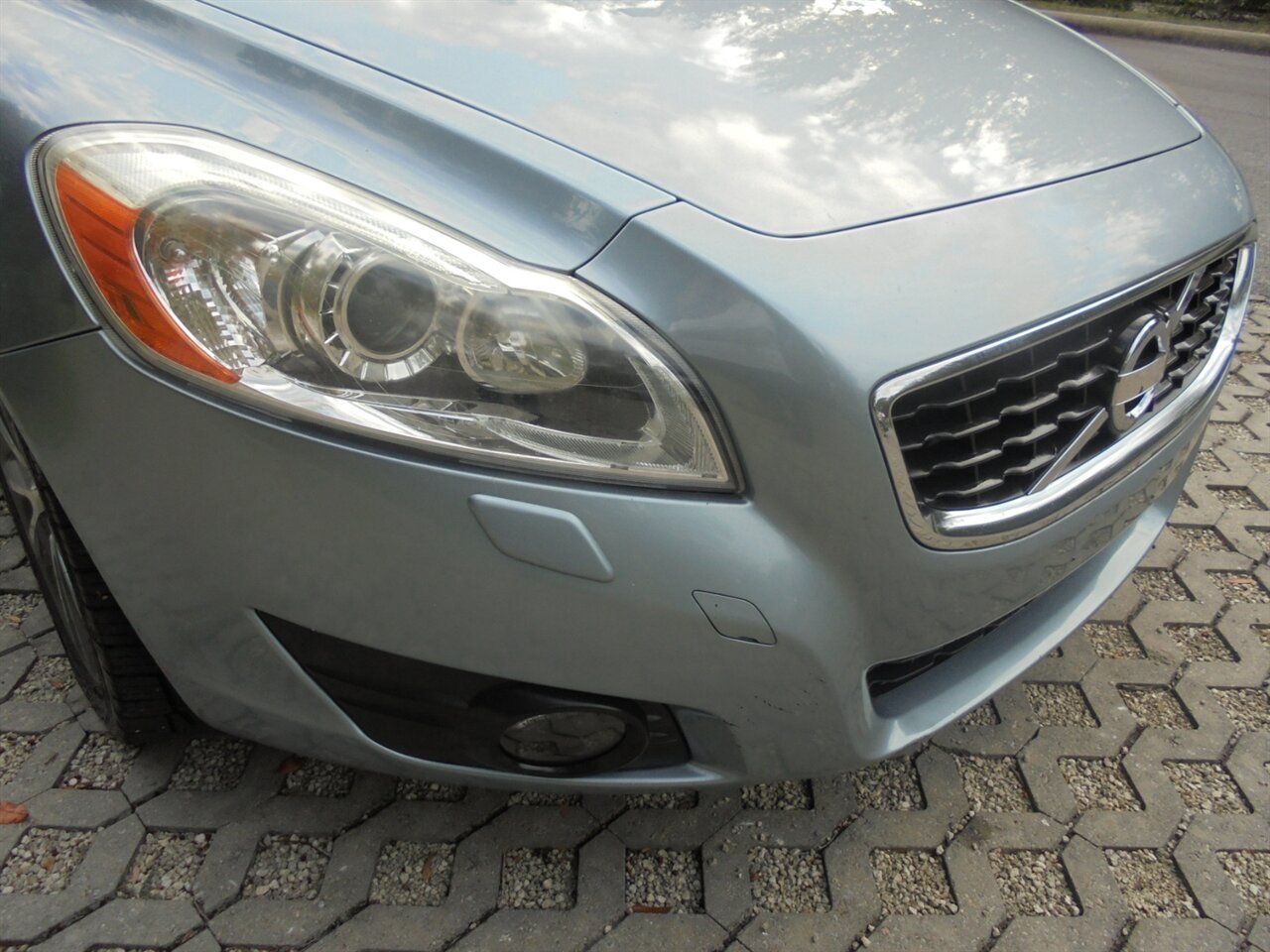 2012 Volvo C70 T5  Premium - Photo 16 - Deland, FL 32720