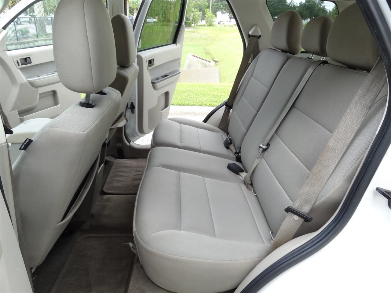 2010 Ford Escape Hybrid Premium - Photo 35 - Deland, FL 32720