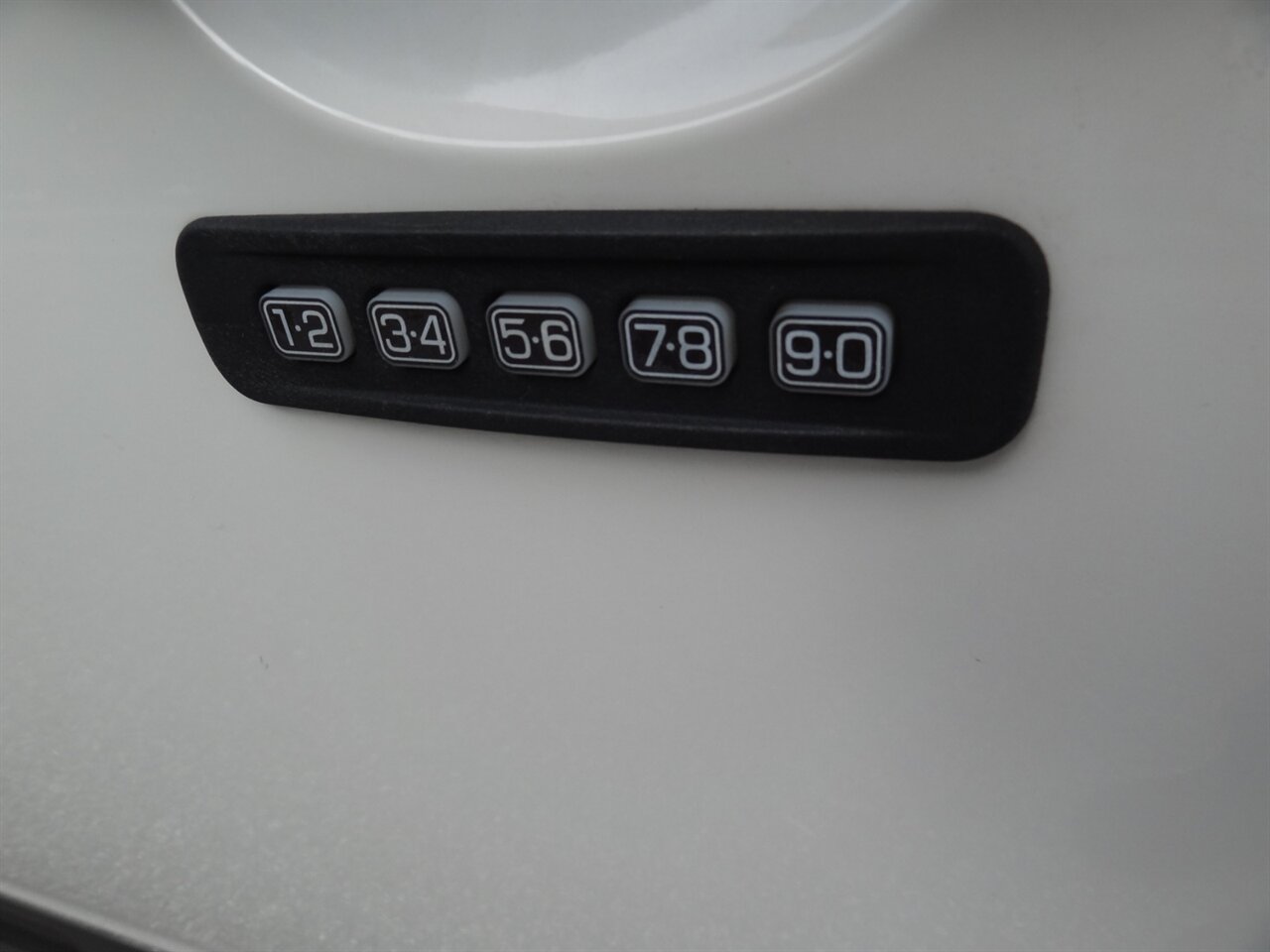 2010 Ford Escape Hybrid Premium - Photo 23 - Deland, FL 32720