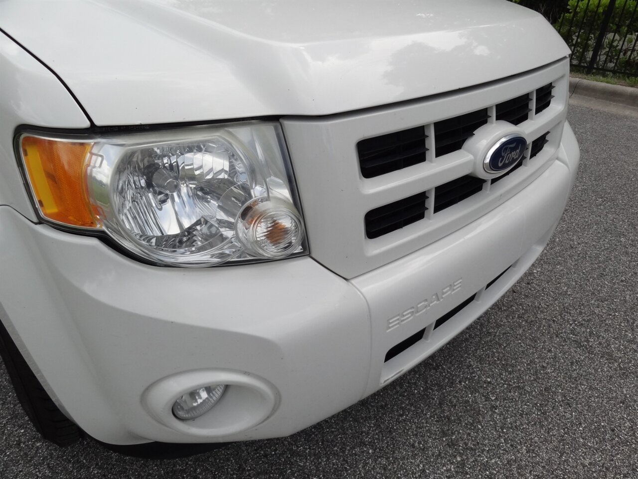 2010 Ford Escape Hybrid Premium - Photo 6 - Deland, FL 32720