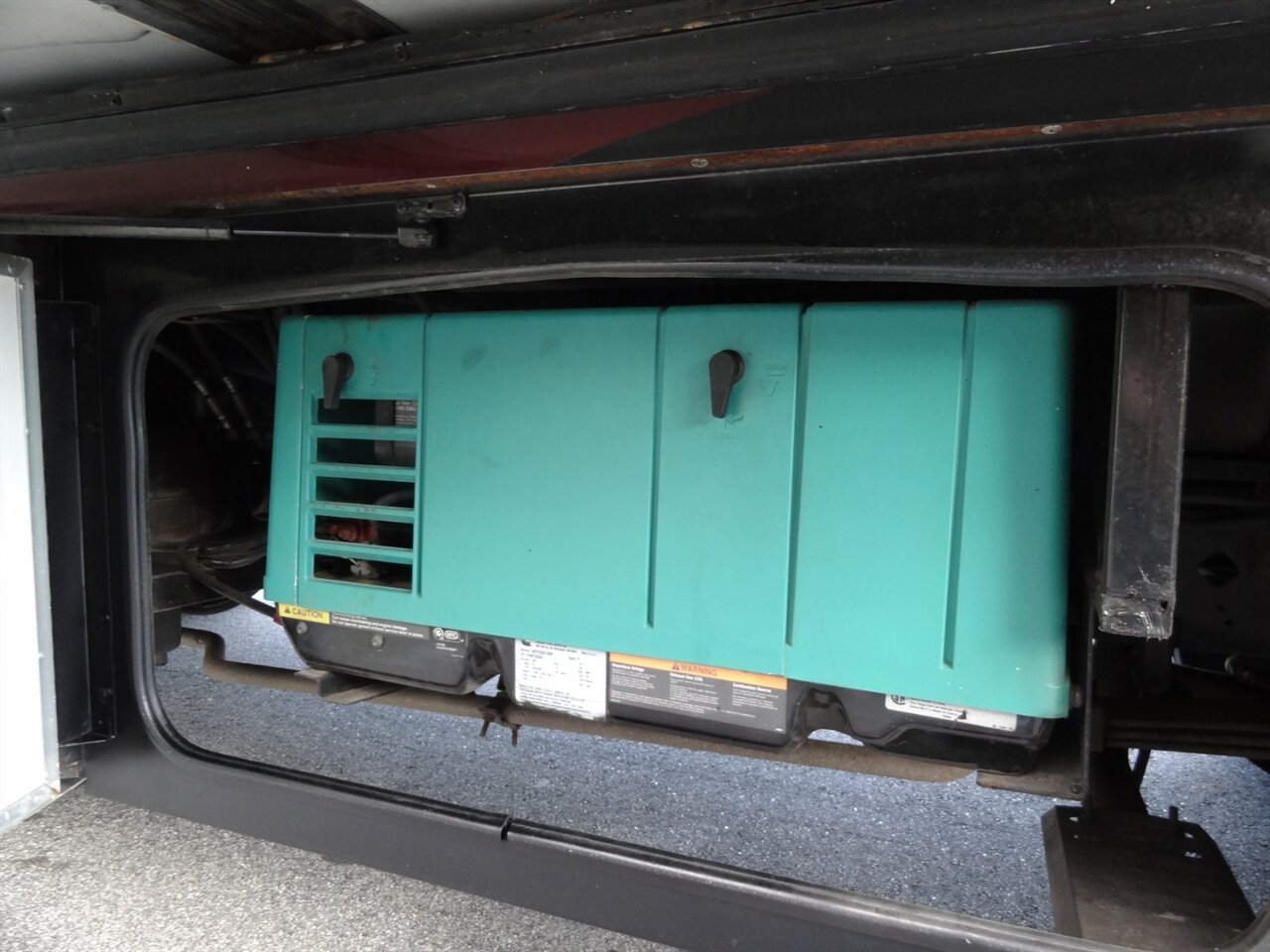 2015 Fleetwood Flair 26D Class A   - Photo 27 - Deland, FL 32720