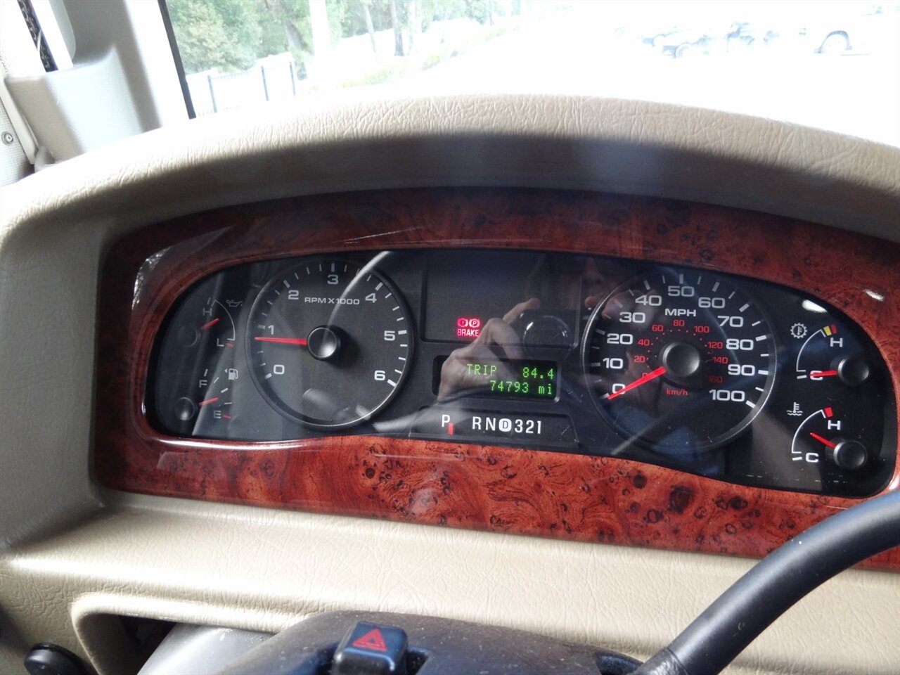 2015 Fleetwood Flair 26D Class A   - Photo 41 - Deland, FL 32720