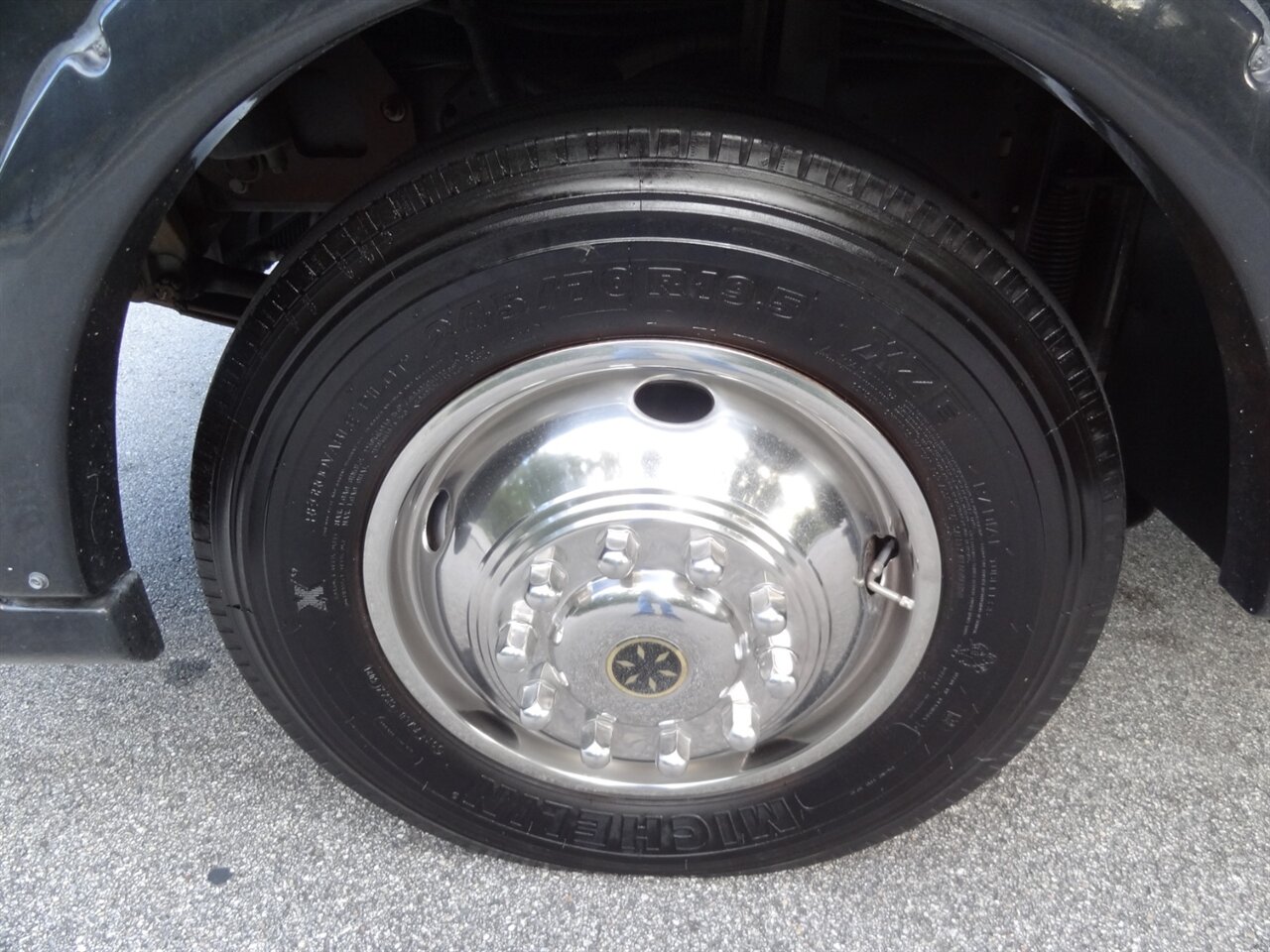 2015 Fleetwood Flair 26D Class A   - Photo 29 - Deland, FL 32720