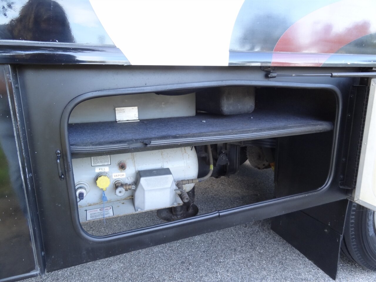 2015 Fleetwood Flair 26D Class A   - Photo 20 - Deland, FL 32720