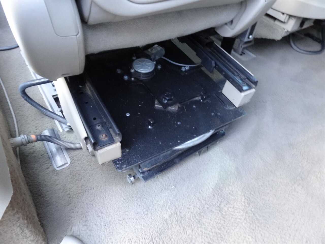 2004 Toyota Sienna XLE 7 Passenger - Photo 41 - Deland, FL 32720