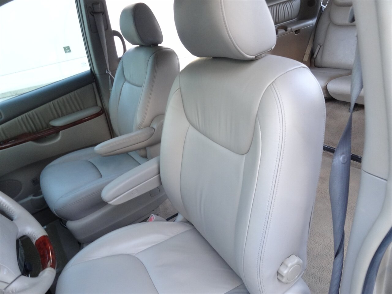 2004 Toyota Sienna XLE 7 Passenger - Photo 39 - Deland, FL 32720