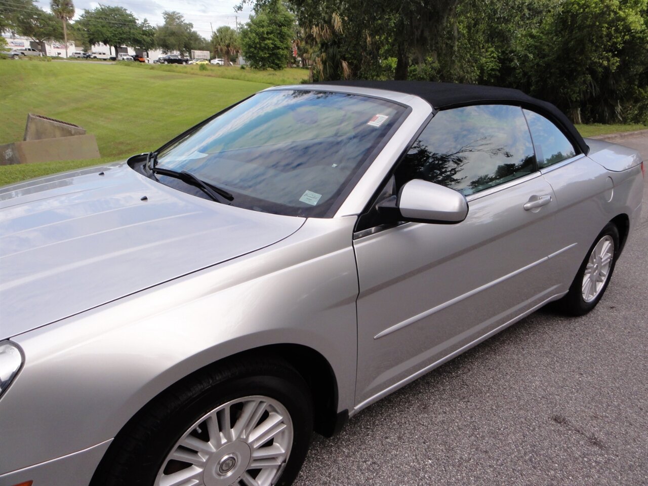 2008 Chrysler Sebring Touring  Convertible - Photo 13 - Deland, FL 32720