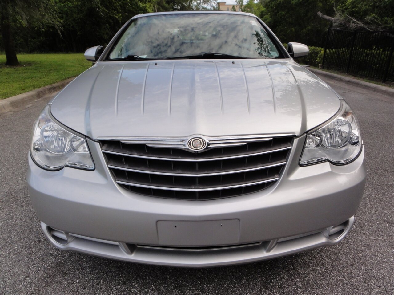 2008 Chrysler Sebring Touring  Convertible - Photo 9 - Deland, FL 32720