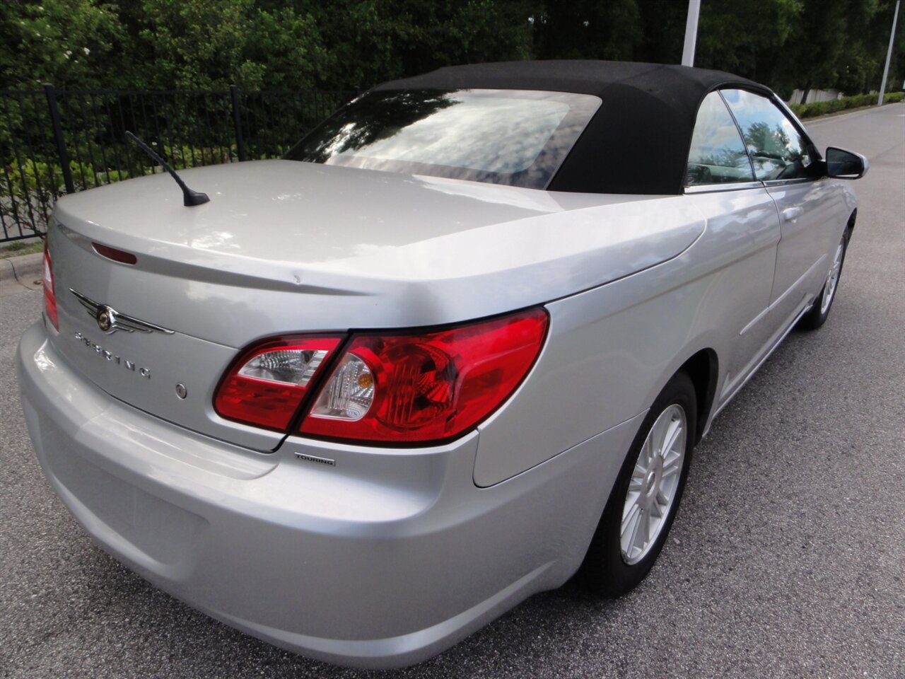2008 Chrysler Sebring Touring  Convertible - Photo 7 - Deland, FL 32720