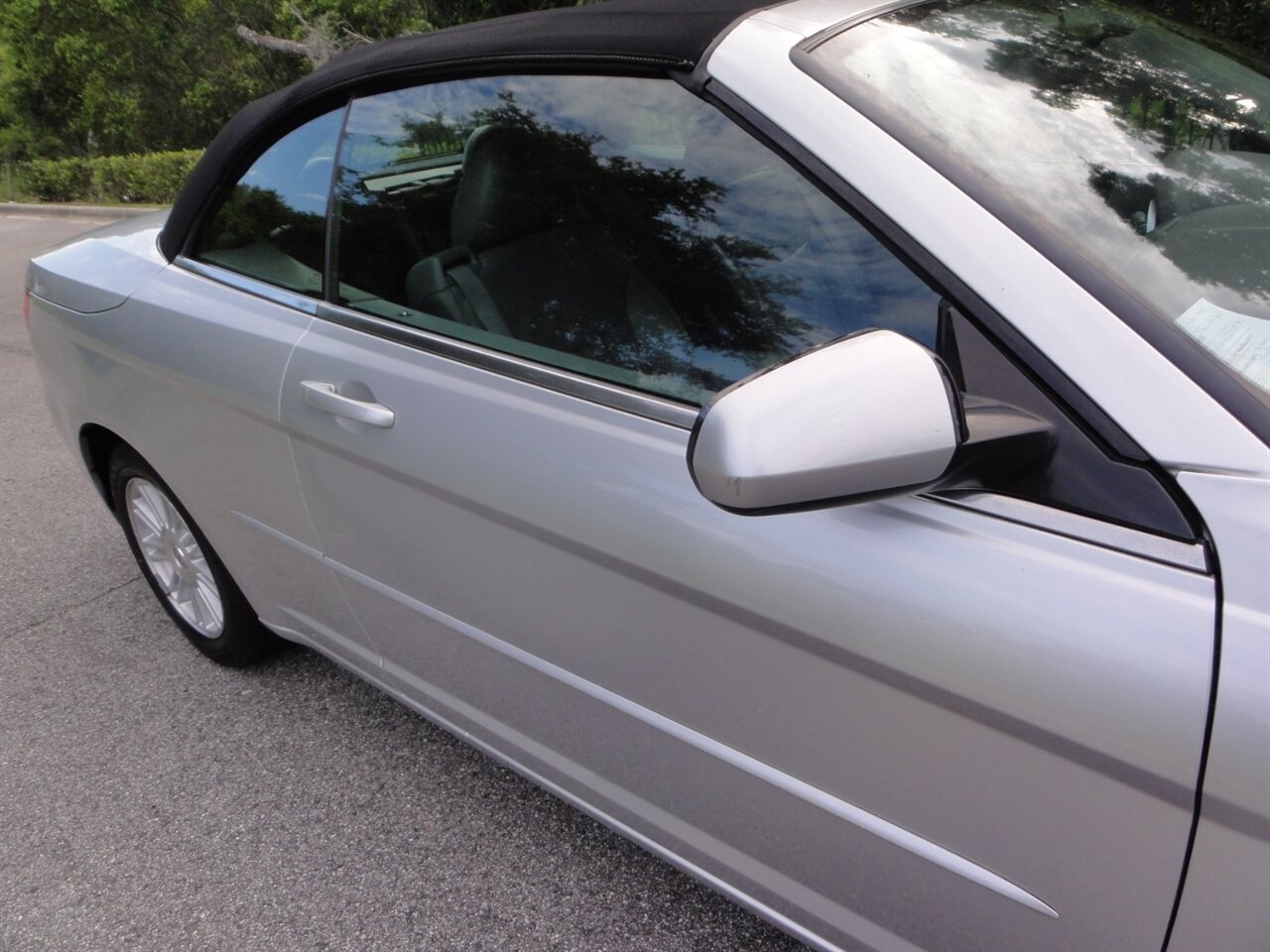 2008 Chrysler Sebring Touring  Convertible - Photo 14 - Deland, FL 32720