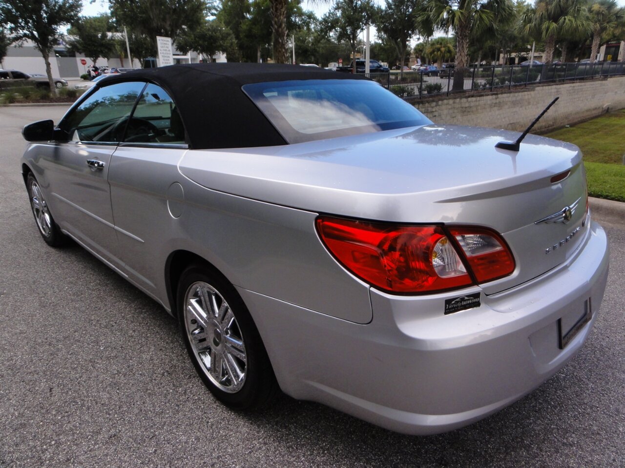 2008 Chrysler Sebring Limited - Photo 11 - Deland, FL 32720