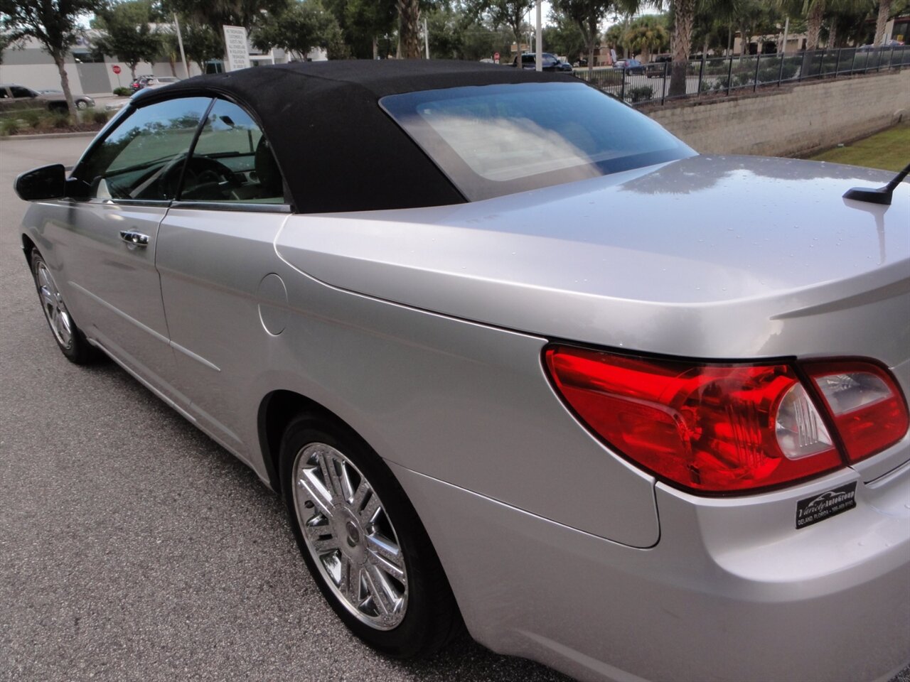 2008 Chrysler Sebring Limited - Photo 19 - Deland, FL 32720