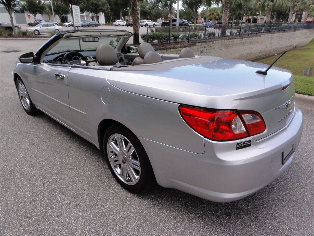 2008 Chrysler Sebring Limited - Photo 3 - Deland, FL 32720