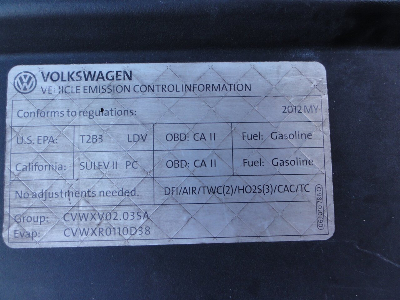 2012 Volkswagen Eos Komfort SULEV  Premium hard top convertible - Photo 36 - Deland, FL 32720