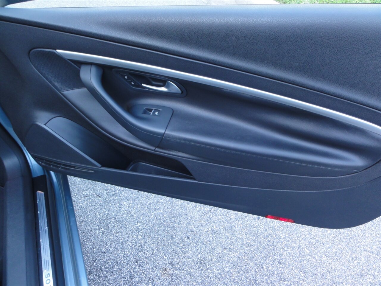 2012 Volkswagen Eos Komfort SULEV  Premium hard top convertible - Photo 47 - Deland, FL 32720