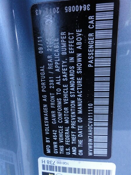 2012 Volkswagen Eos Komfort SULEV  Premium hard top convertible - Photo 33 - Deland, FL 32720