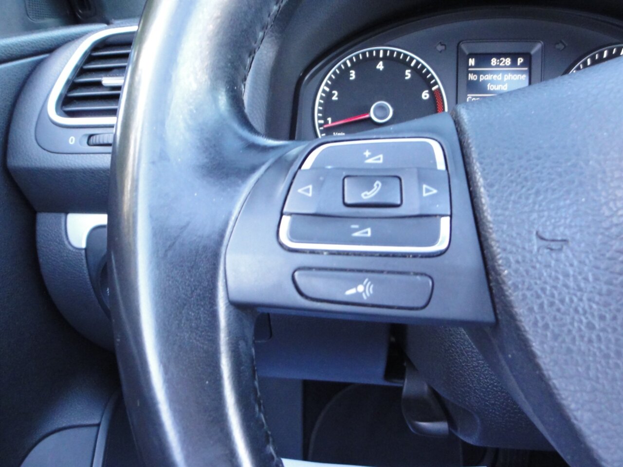 2012 Volkswagen Eos Komfort SULEV  Premium hard top convertible - Photo 50 - Deland, FL 32720