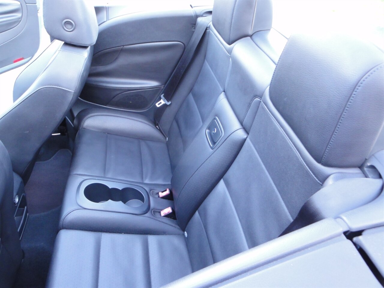 2012 Volkswagen Eos Komfort SULEV  Premium hard top convertible - Photo 41 - Deland, FL 32720