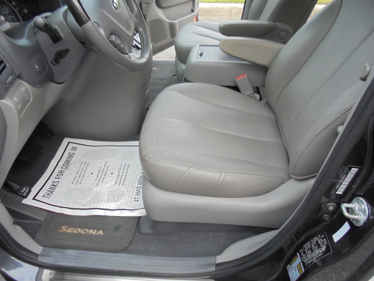 2014 Kia Sedona EX  Premium - Photo 33 - Deland, FL 32720