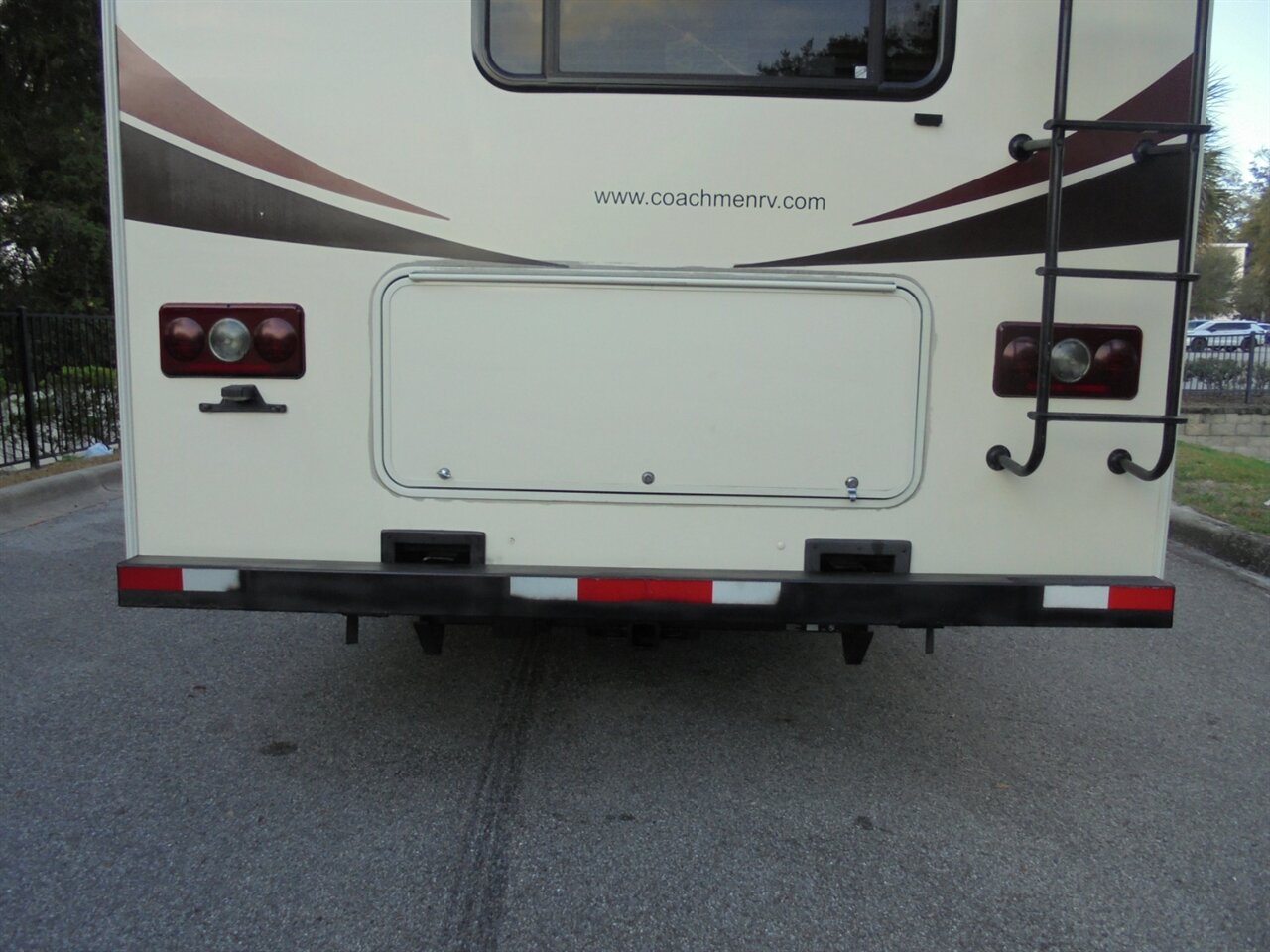 2016 Coachmen Freelander 29KS   - Photo 35 - Deland, FL 32720