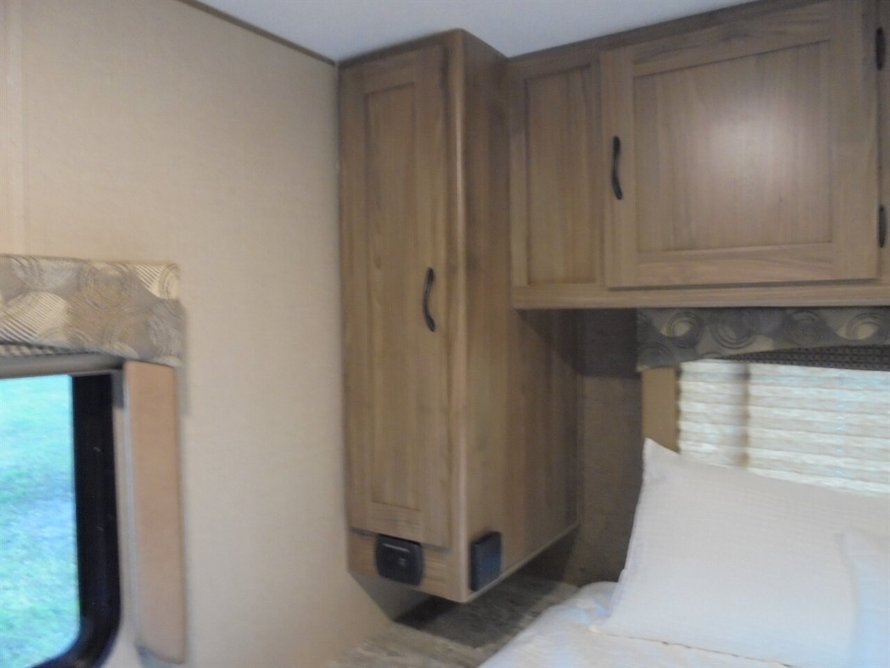 2016 Coachmen Freelander 29KS   - Photo 75 - Deland, FL 32720