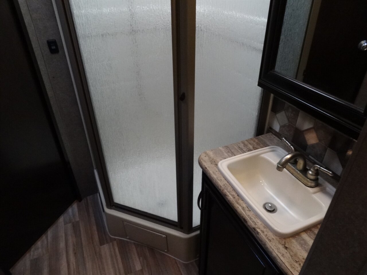 2017 Thor Quantum LF31   - Photo 69 - Deland, FL 32720