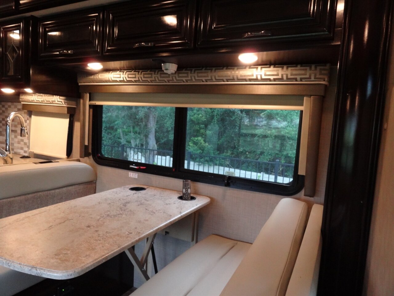 2017 Thor Quantum LF31   - Photo 54 - Deland, FL 32720