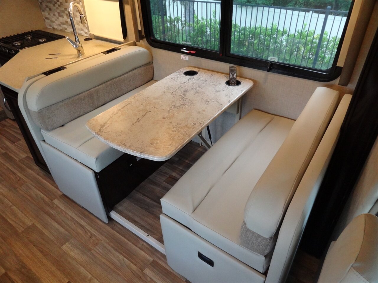 2017 Thor Quantum LF31   - Photo 53 - Deland, FL 32720