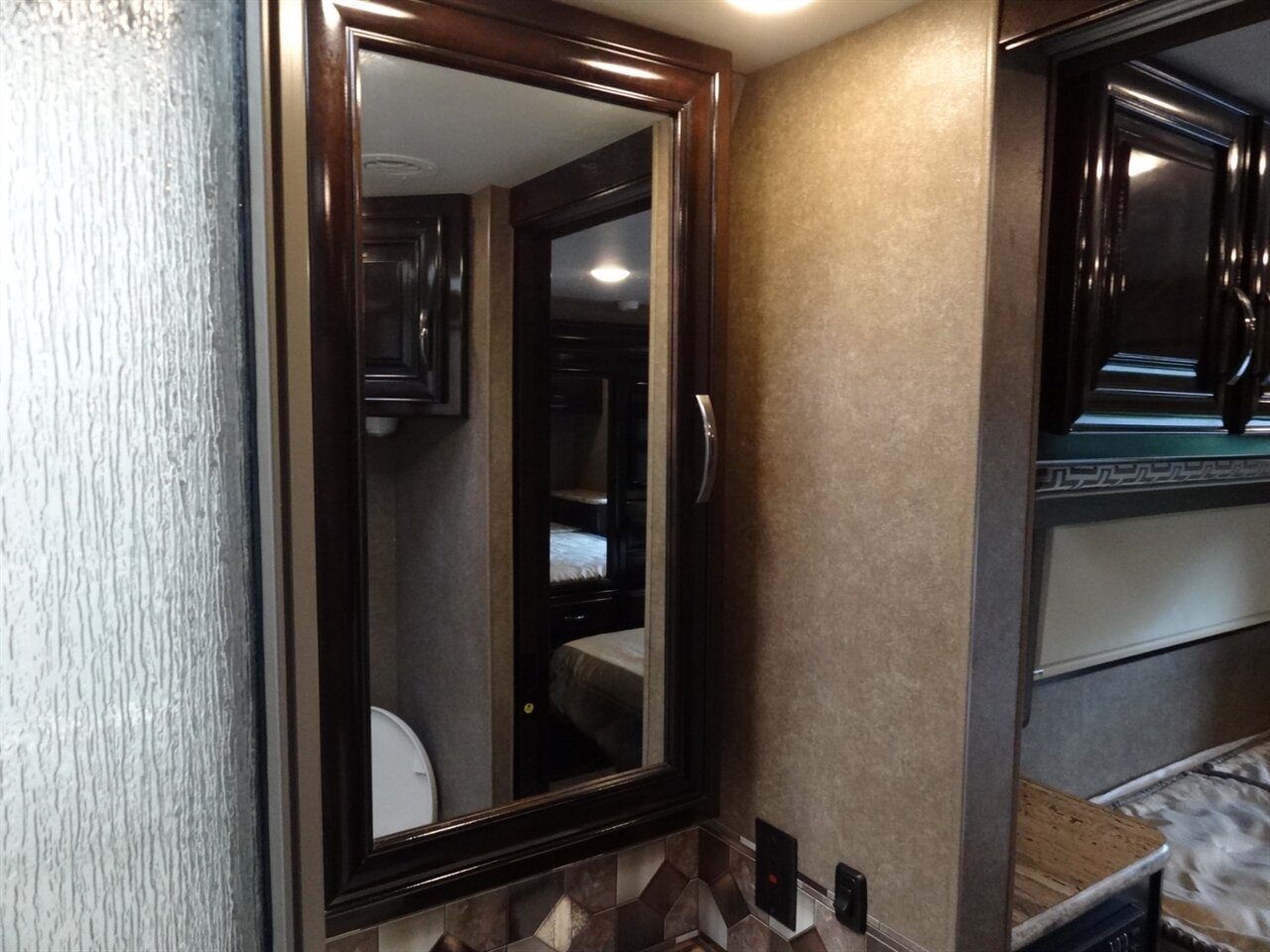 2017 Thor Quantum LF31   - Photo 68 - Deland, FL 32720