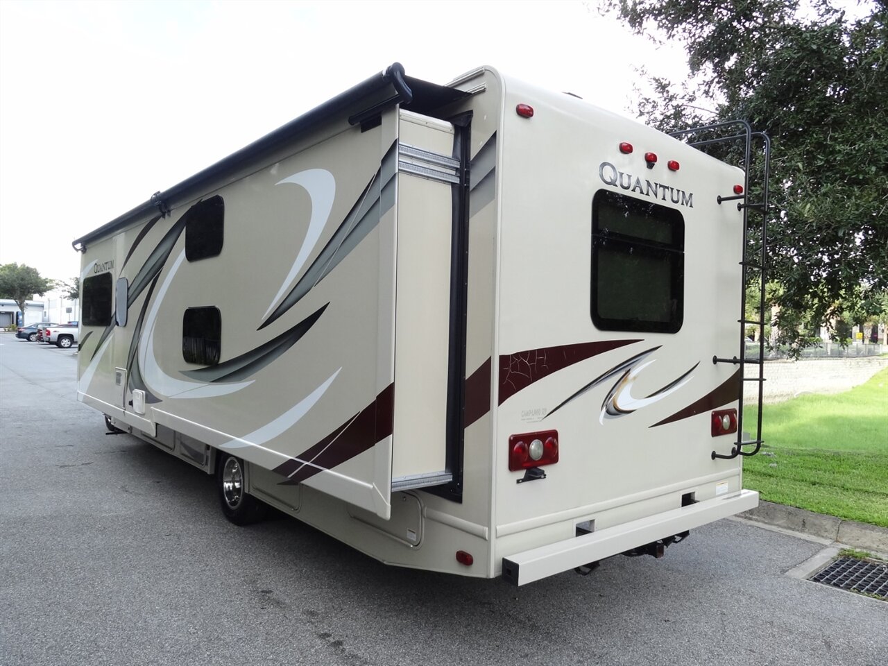 2017 Thor Quantum LF31   - Photo 13 - Deland, FL 32720