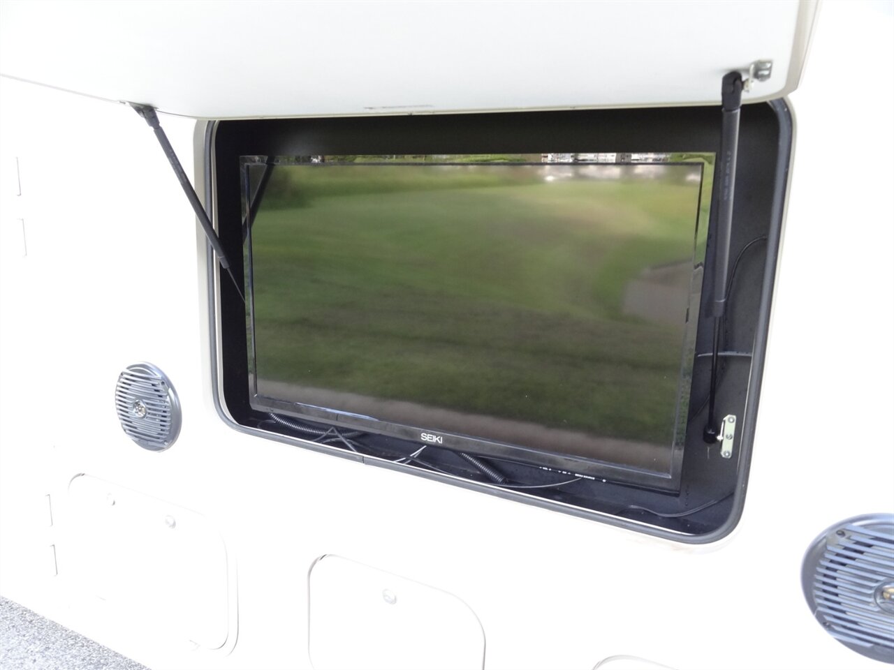 2017 Thor Quantum LF31   - Photo 23 - Deland, FL 32720