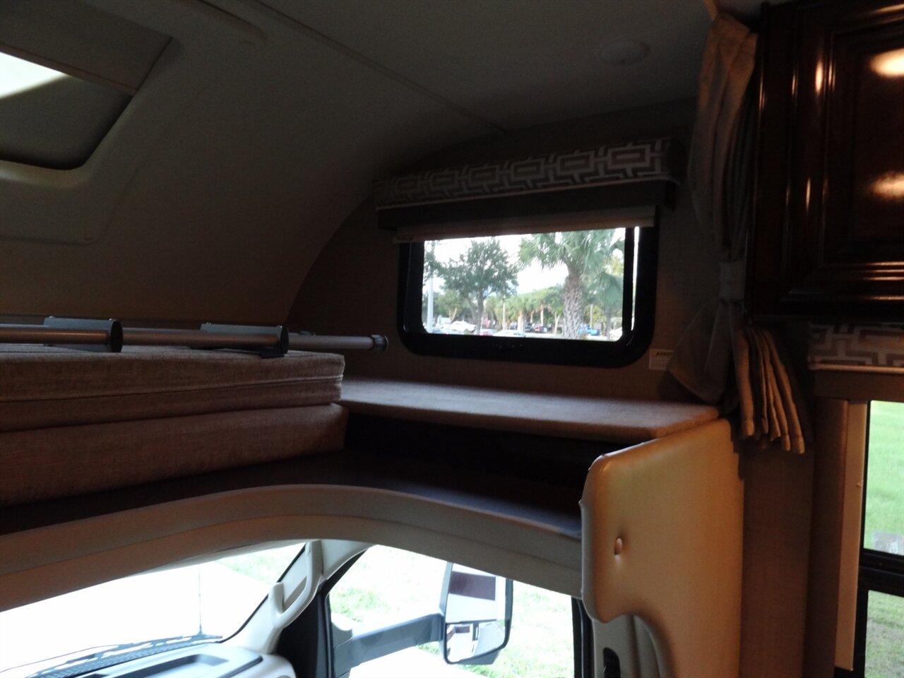 2017 Thor Quantum LF31   - Photo 90 - Deland, FL 32720