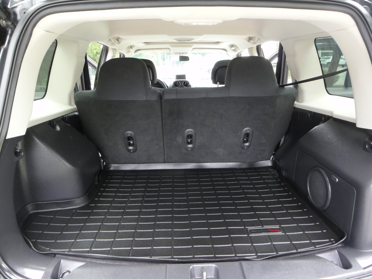 2014 Jeep Patriot Latitude 4x4 - Photo 39 - Deland, FL 32720