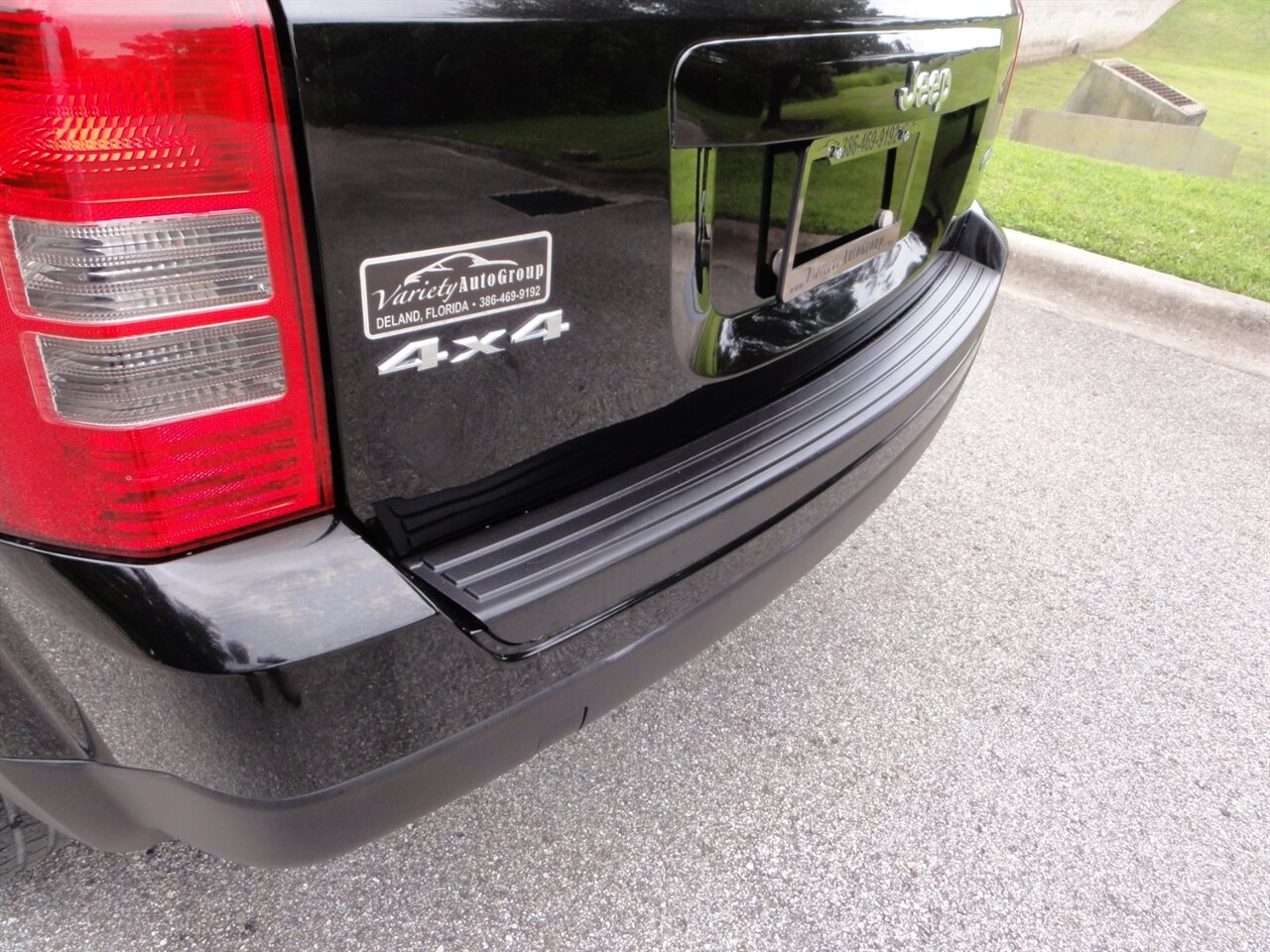 2014 Jeep Patriot Latitude 4x4 - Photo 21 - Deland, FL 32720