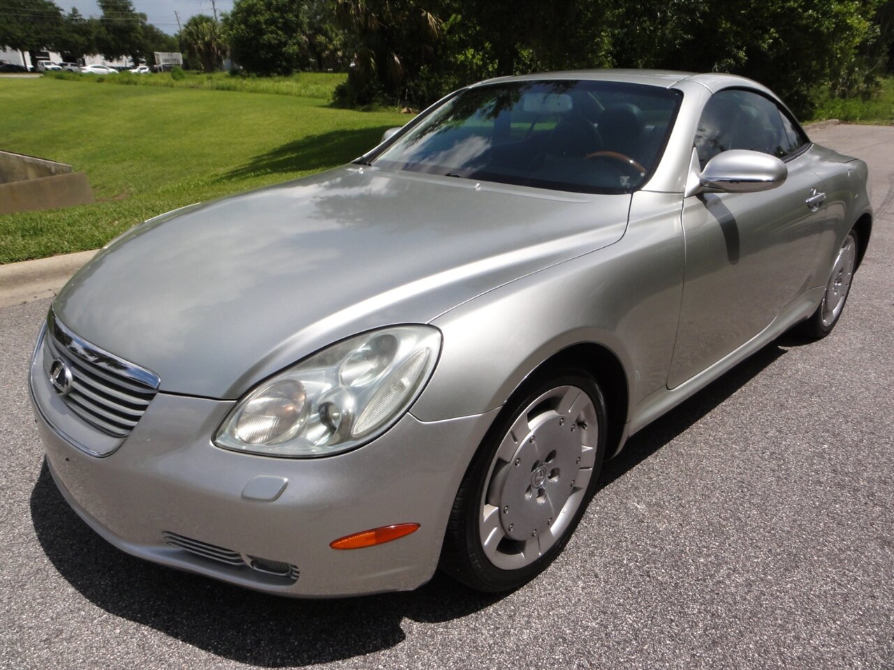2002 Lexus SC 430 Premium convertible - Photo 2 - Deland, FL 32720