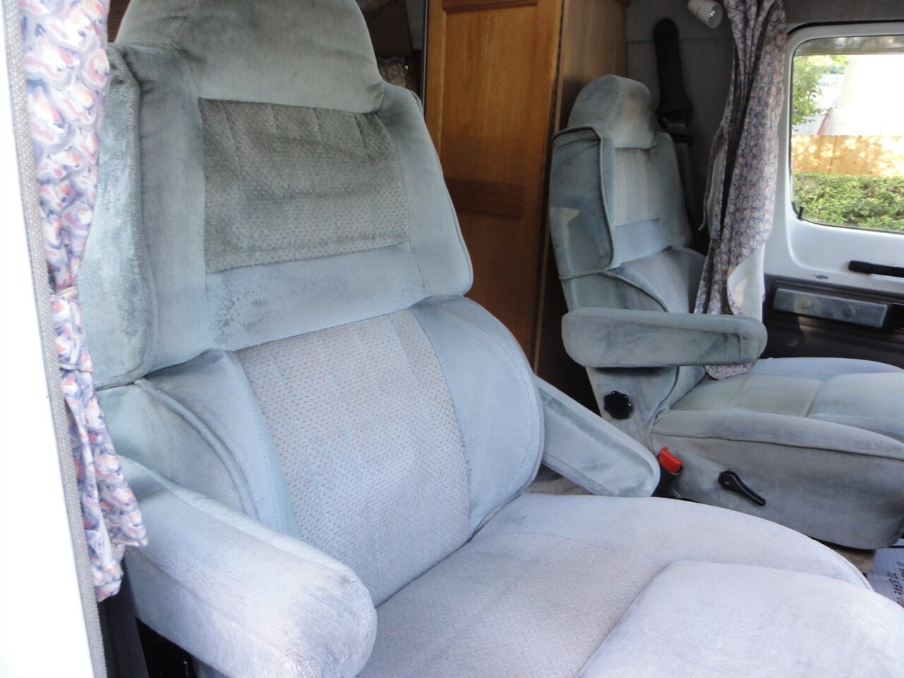 1997 Dodge Ram Van 3500 ROADTREK MH - Photo 80 - Deland, FL 32720