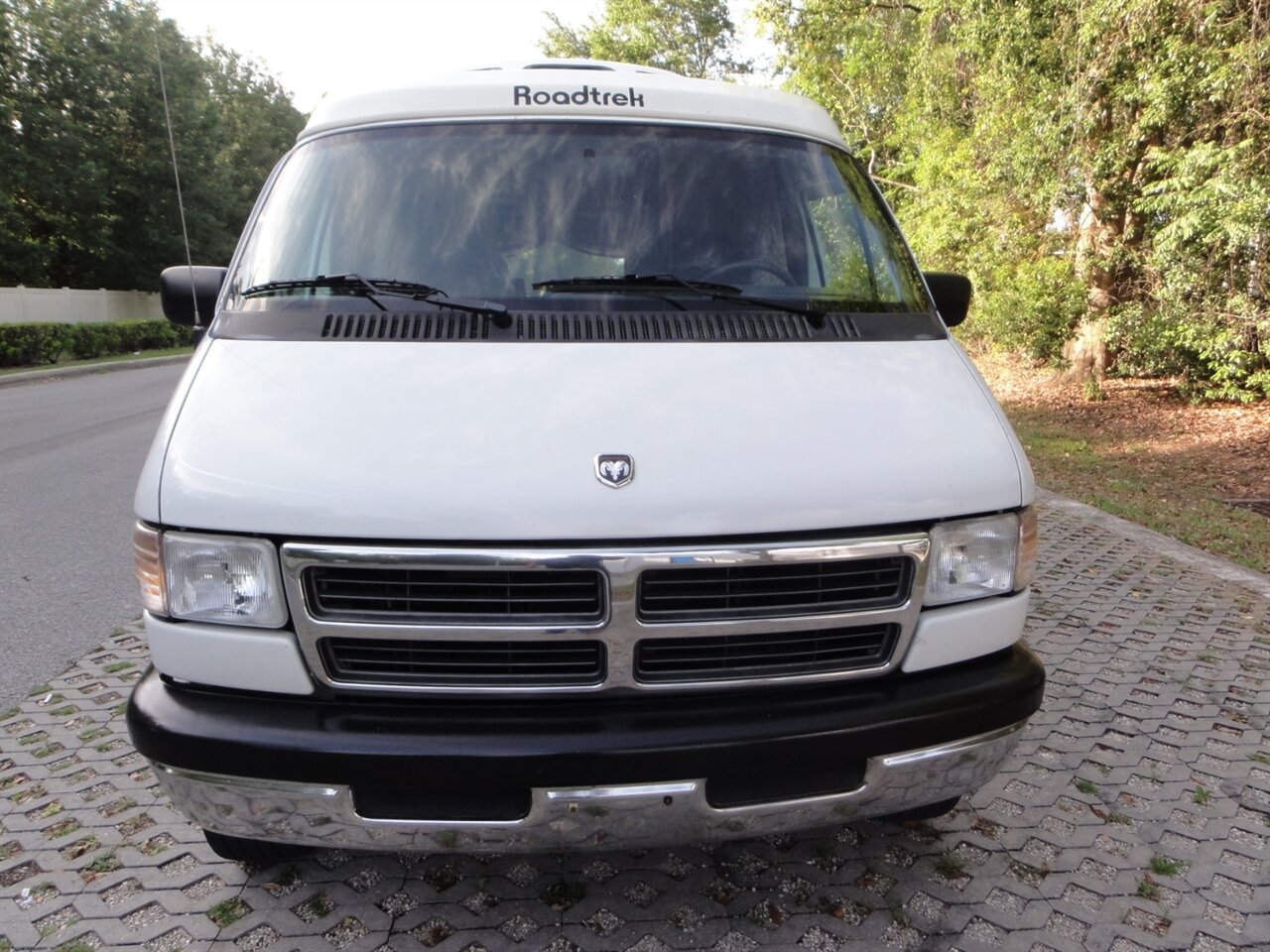 1997 Dodge Ram Van 3500 ROADTREK MH - Photo 5 - Deland, FL 32720