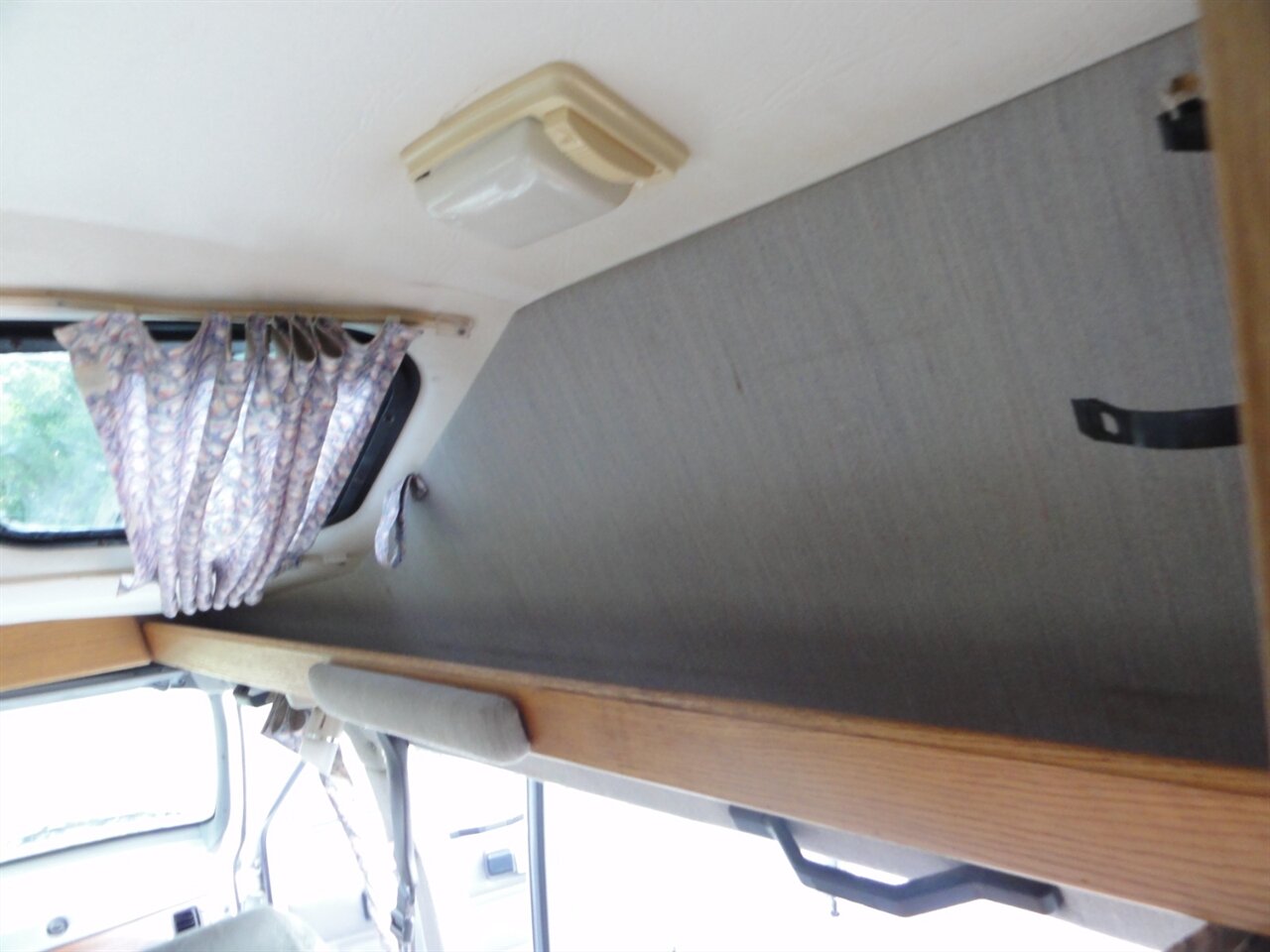 1997 Dodge Ram Van 3500 ROADTREK MH - Photo 58 - Deland, FL 32720