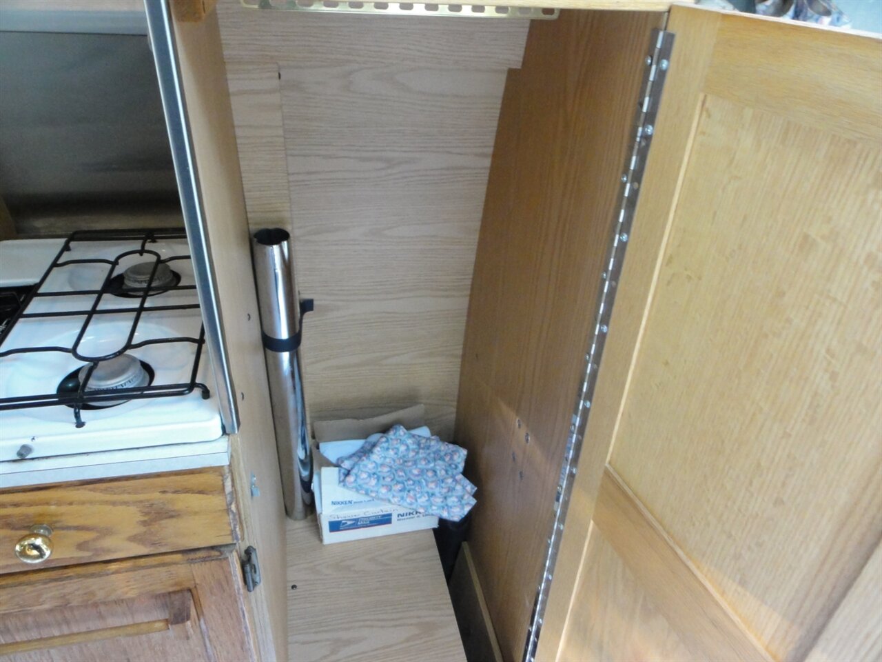 1997 Dodge Ram Van 3500 ROADTREK MH - Photo 52 - Deland, FL 32720