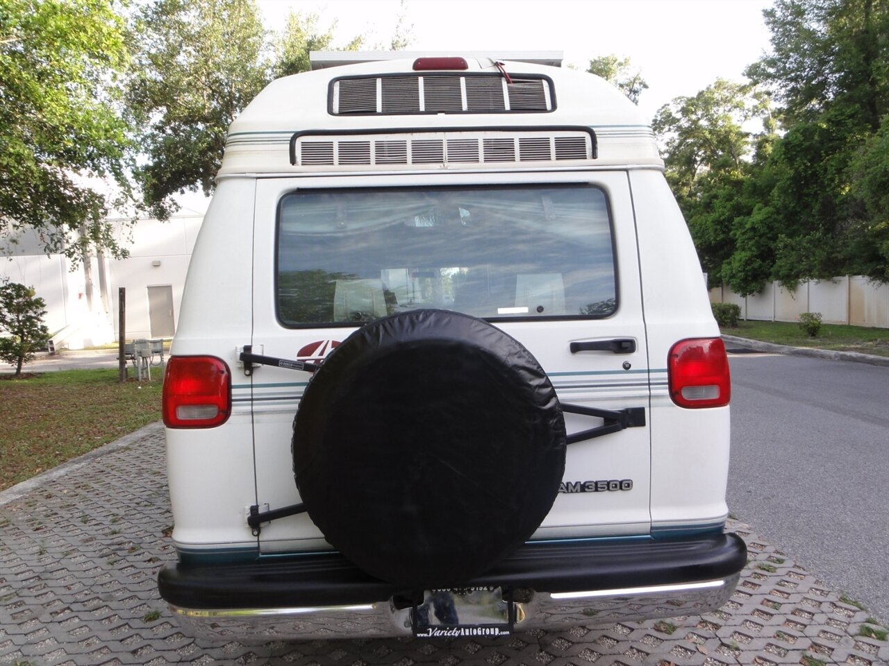 1997 Dodge Ram Van 3500 ROADTREK MH - Photo 16 - Deland, FL 32720