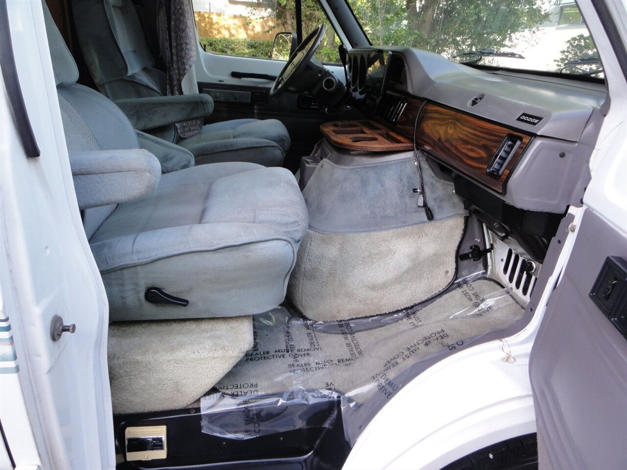1997 Dodge Ram Van 3500 ROADTREK MH - Photo 81 - Deland, FL 32720