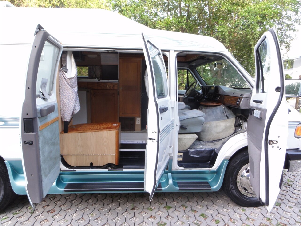 1997 Dodge Ram Van 3500 ROADTREK MH - Photo 60 - Deland, FL 32720