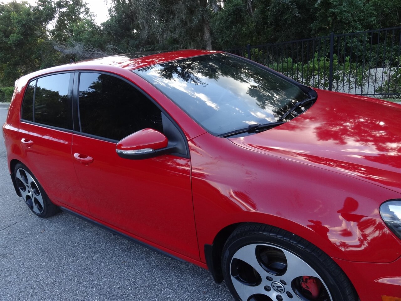 2012 Volkswagen GTI Premium - Photo 8 - Deland, FL 32720